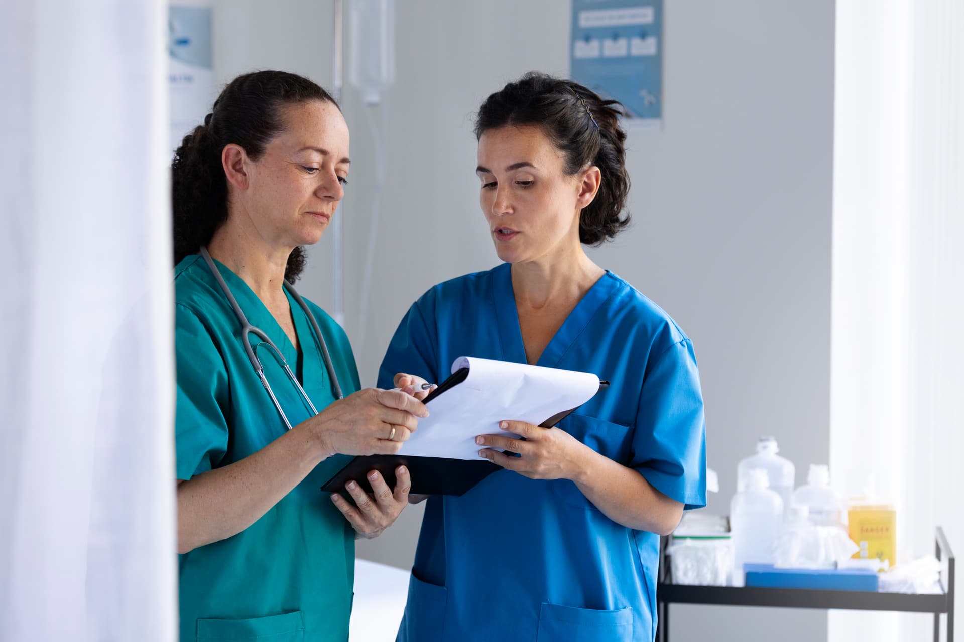 Charge Nurse - Ward Escalation Under Load